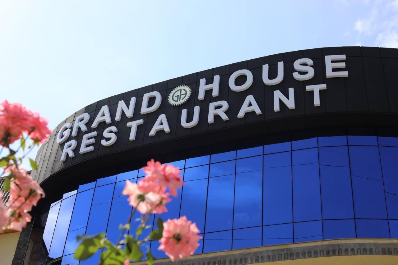 Grand Hotel Kapan, Armenia Exterior foto