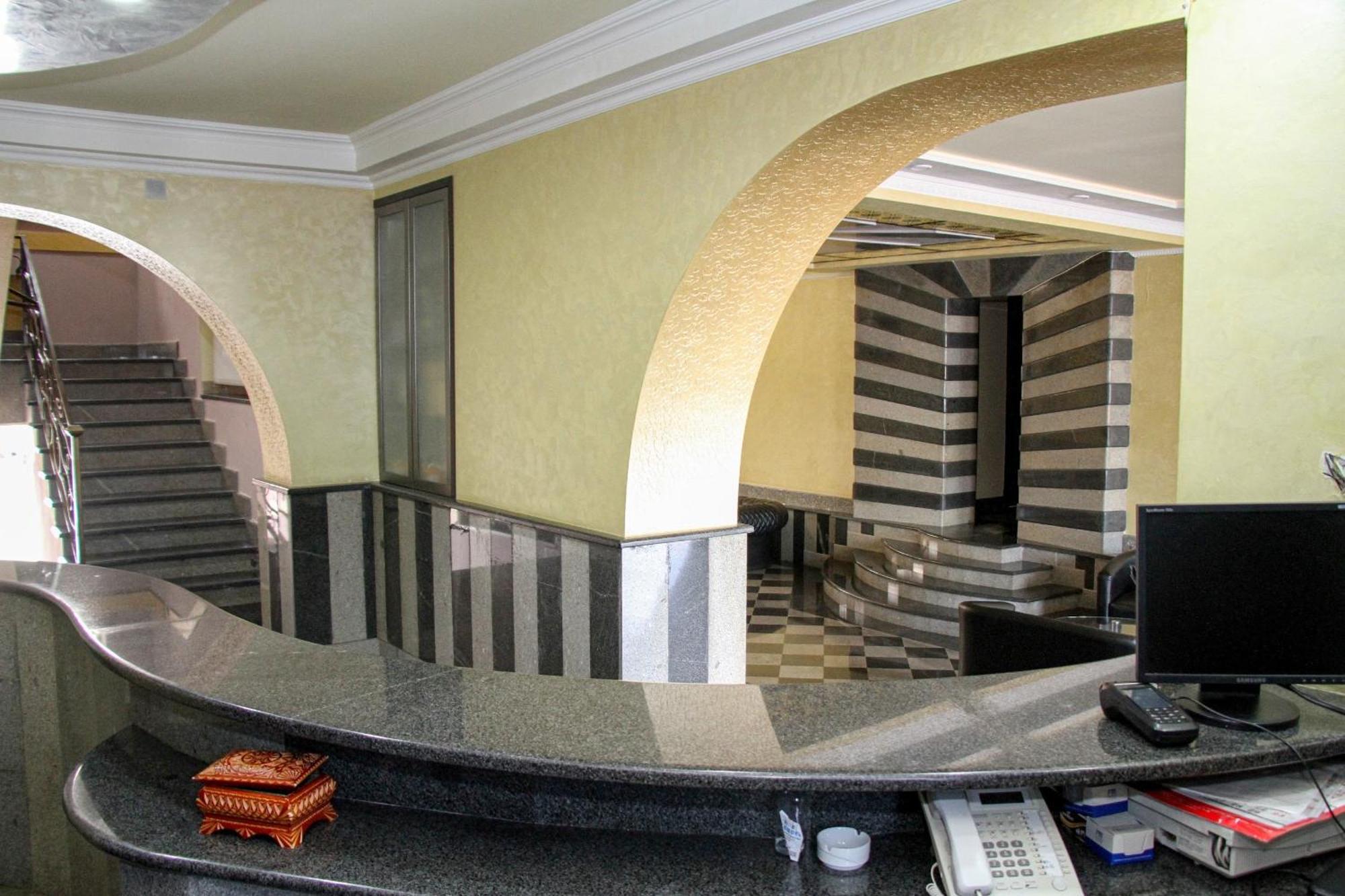 Grand Hotel Kapan, Armenia Exterior foto